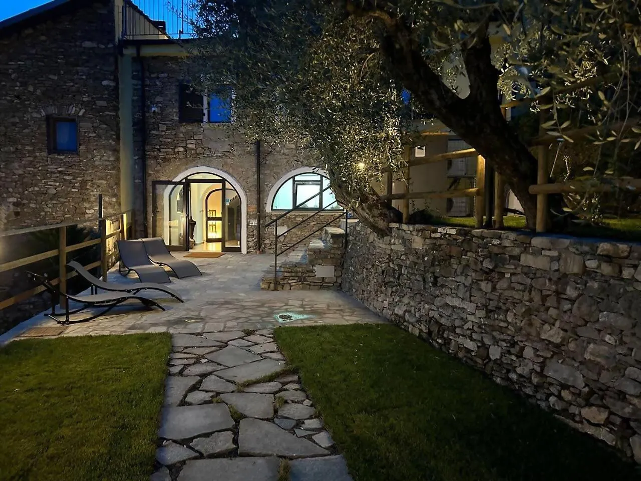 Apartment Appartamento Alba Dachi Farm Andora Italy